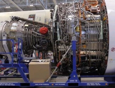 Η Rolls-Royce θέλει να φύγει από το Ηνωμένο Βασίλειο